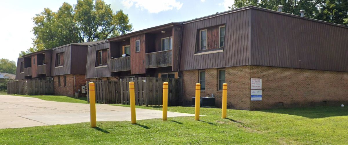 105 Surrey Court - 1